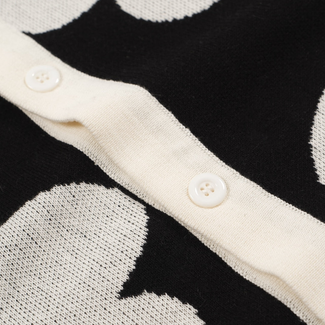 Mod noir années 60 pour homme & Polo blanc oversize en maille fleurie – Chemise rétro boutonnée