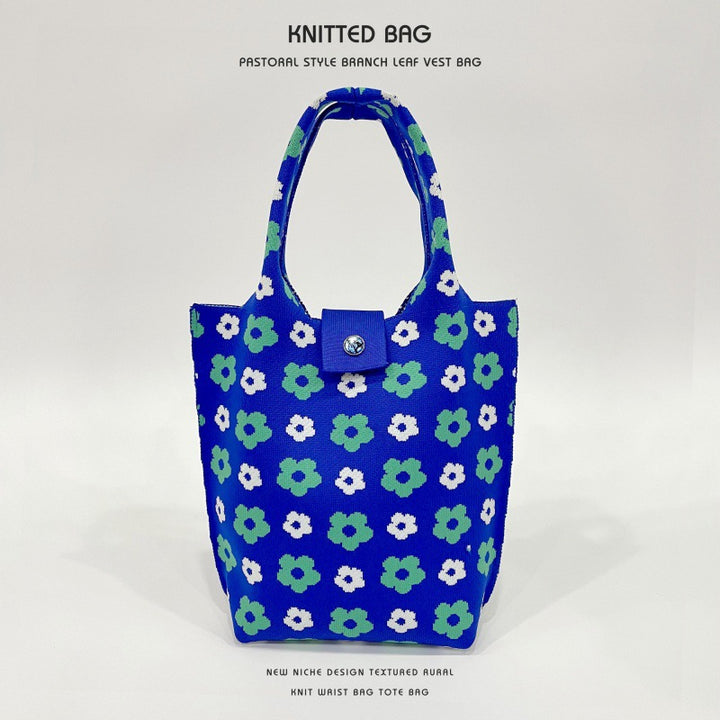 Flower knitted shoulder bag