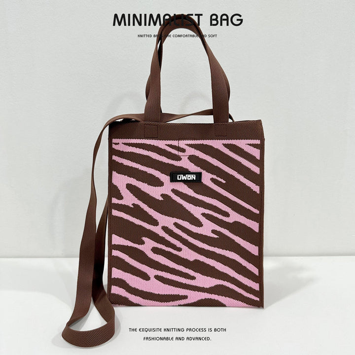 Zwart-witte diamantgebreide schoudertas