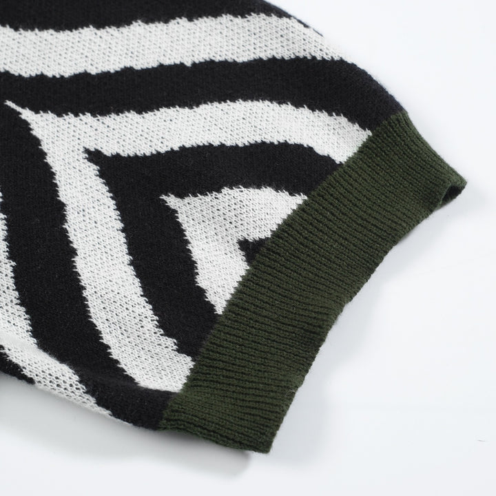 Men's Retro Knit Polo – Vintage Black & White Geometric with Green Trims