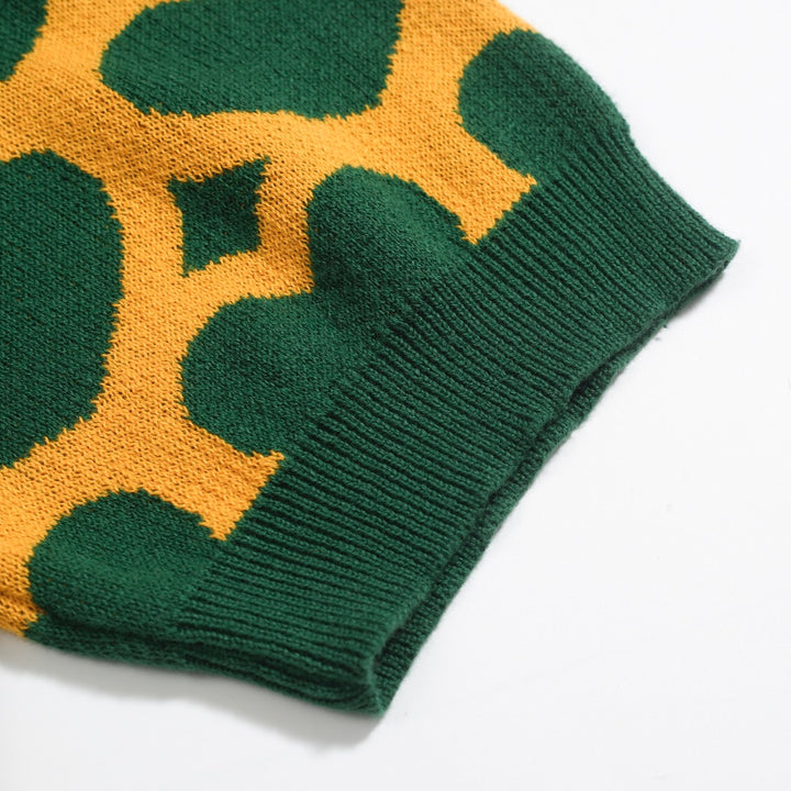 Women's green love match color V-neck knitwear