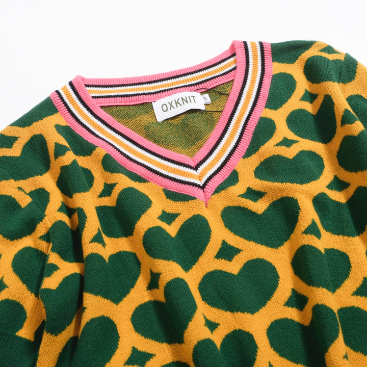 Women's green love match color V-neck knitwear