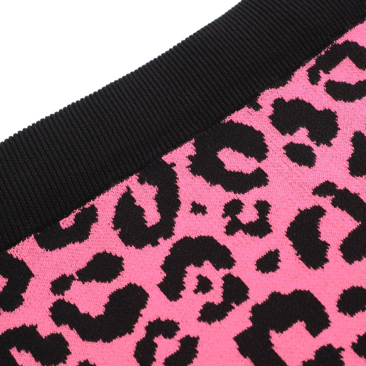 Grünes Damen-Strickset mit Leopardenmuster und rosa Leopardengrafik