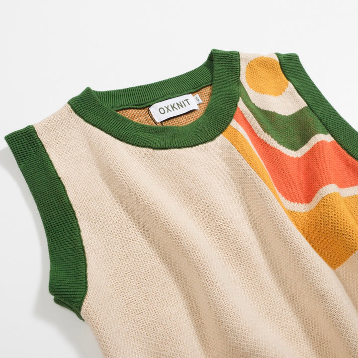 Women’s Retro-Inspired Knit Set with Bold Geometric Graphic