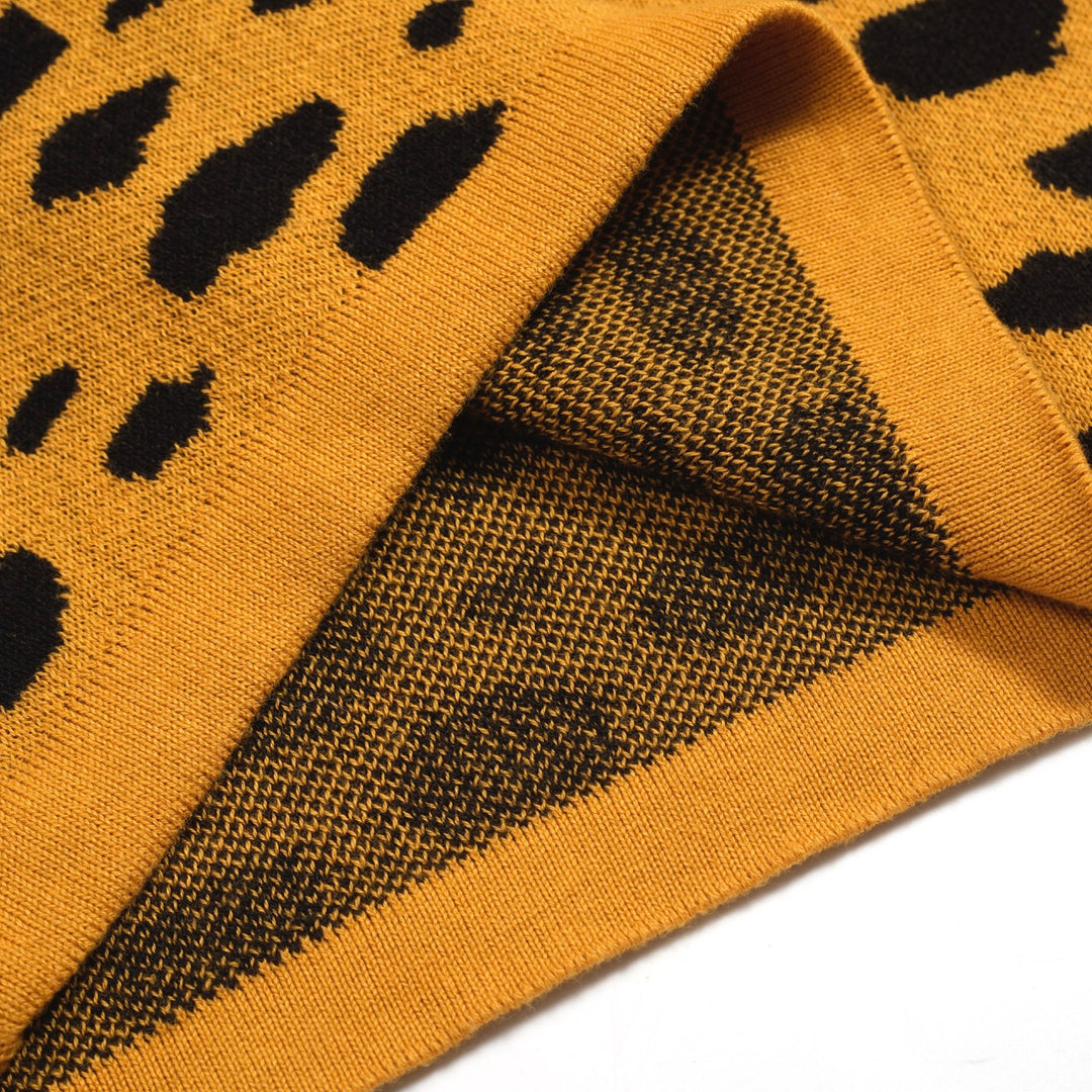 Women’s Green Leopard Print Knit Set with Cheetah Graphic