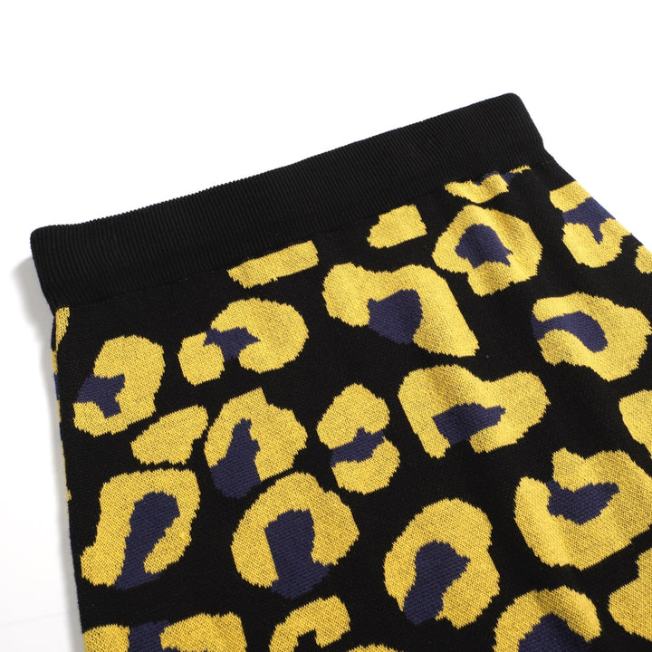 Juego de vestidos de la camiseta sin mangas de estampado de leopardo negro, diseñado por Carrie Cantwell