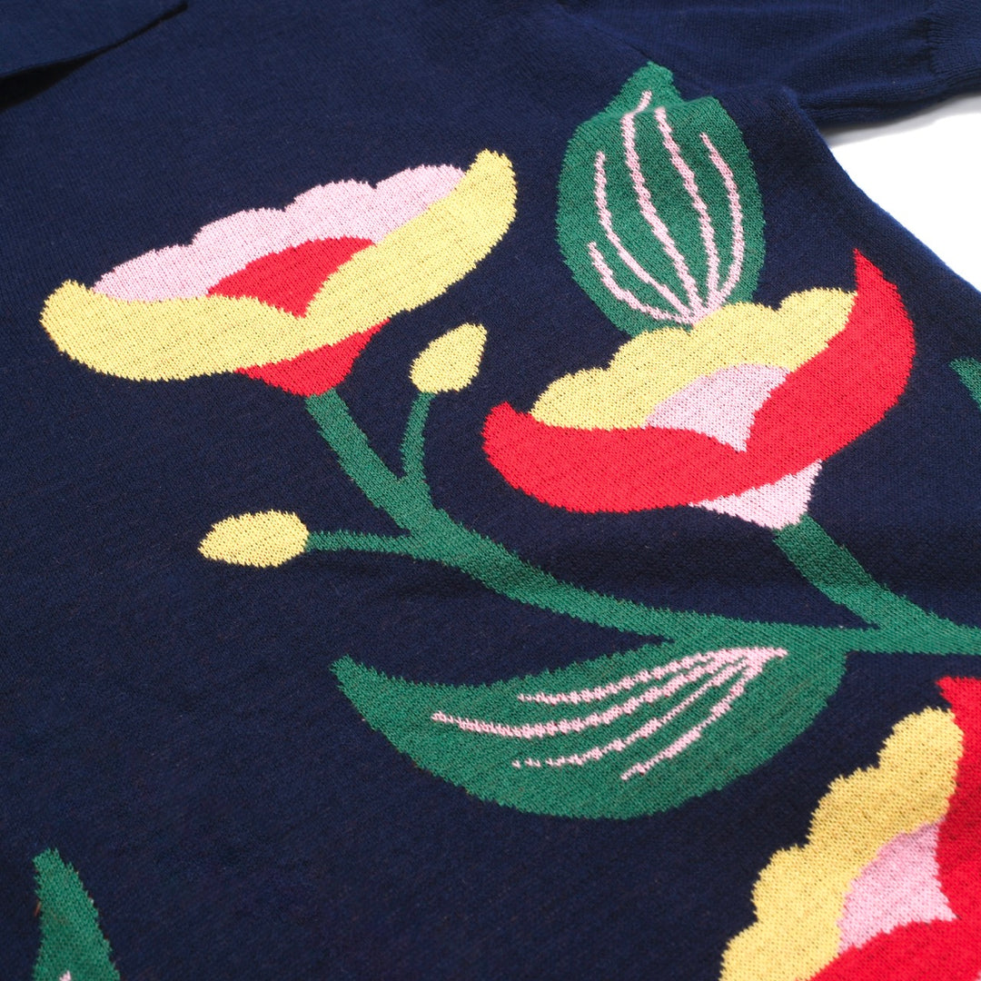 Navy jacquard strikket poloskjorte for menn - Designet av Jessica Molina