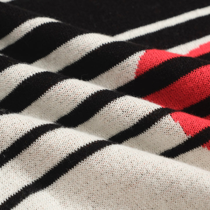 Men's black vintage art V-neck knitted polo shirt