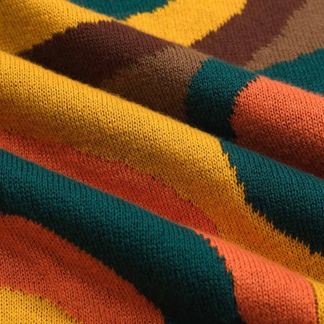 T-skjorte med skrå skulder i jacquard med blomster – kort størrelse