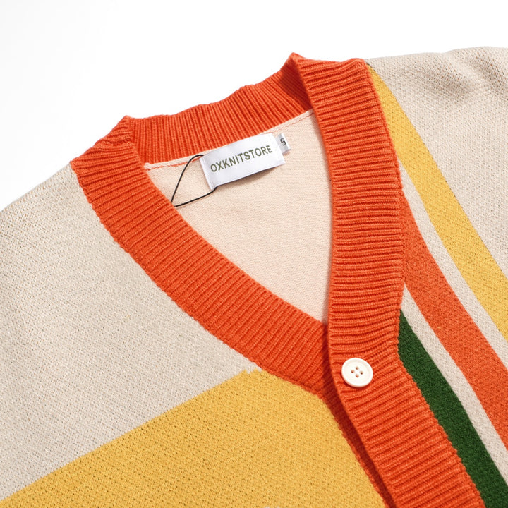Retro strikcardigan fra 1970'erne til mænd - Vintage creme med flerfarvet geometrisk print
