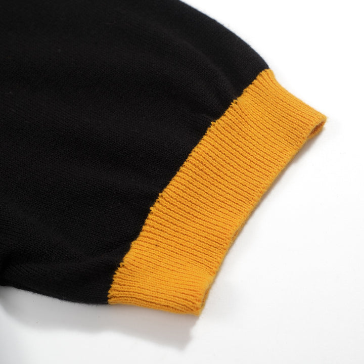 Camiseta feminina de malha preta com sol