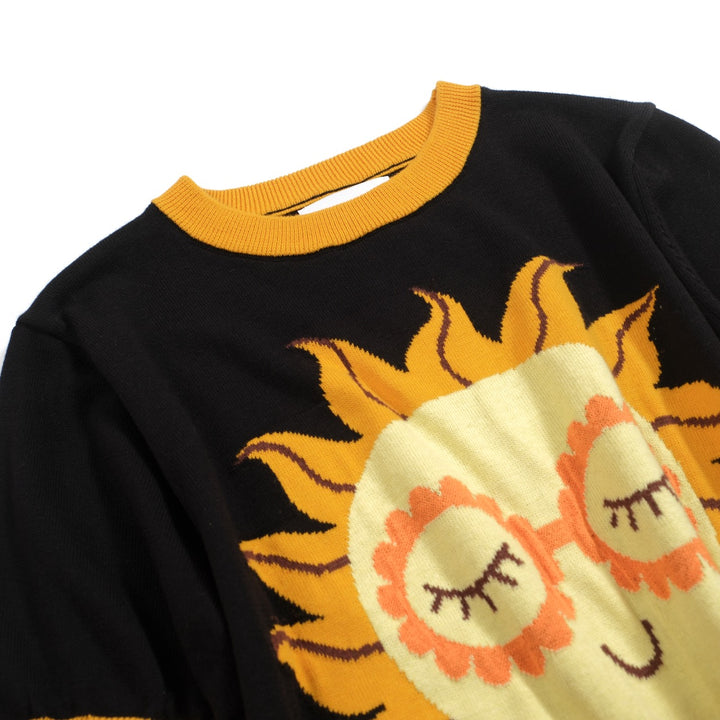 Camiseta feminina de malha preta com sol