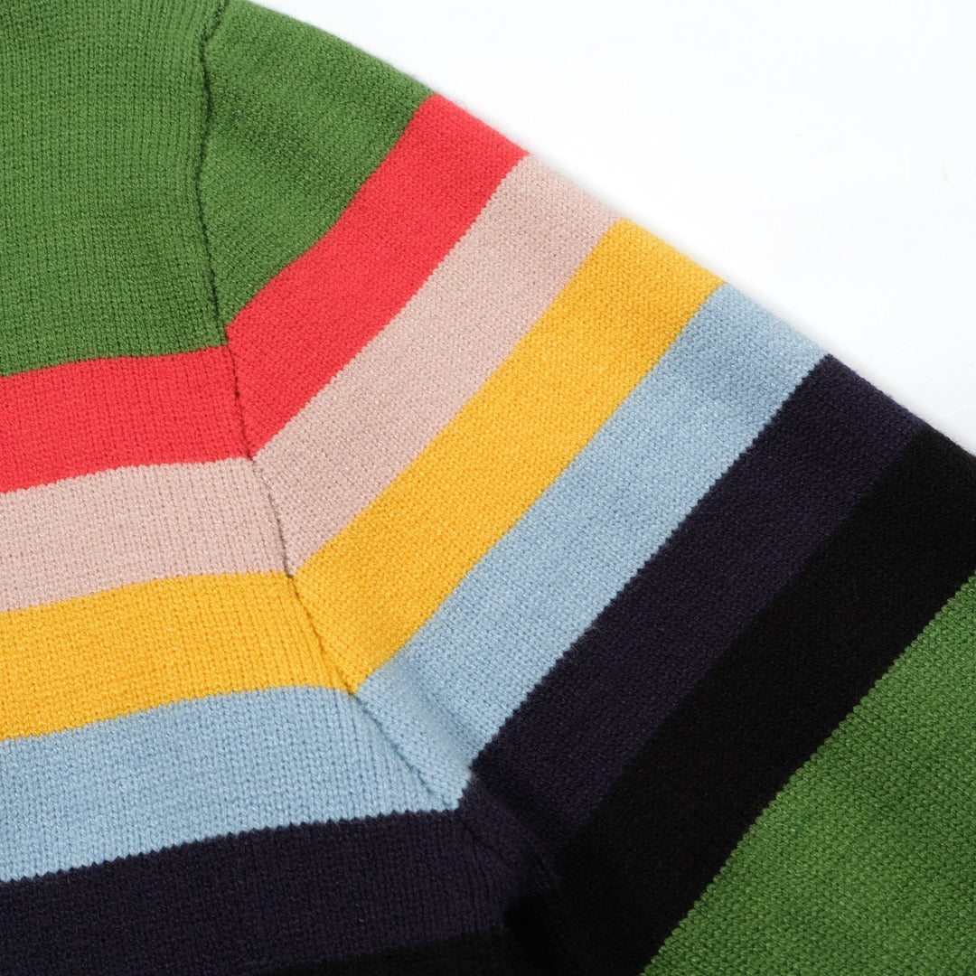 Suéter masculino de malha listrada anos 70 – verde com faixas multicoloridas