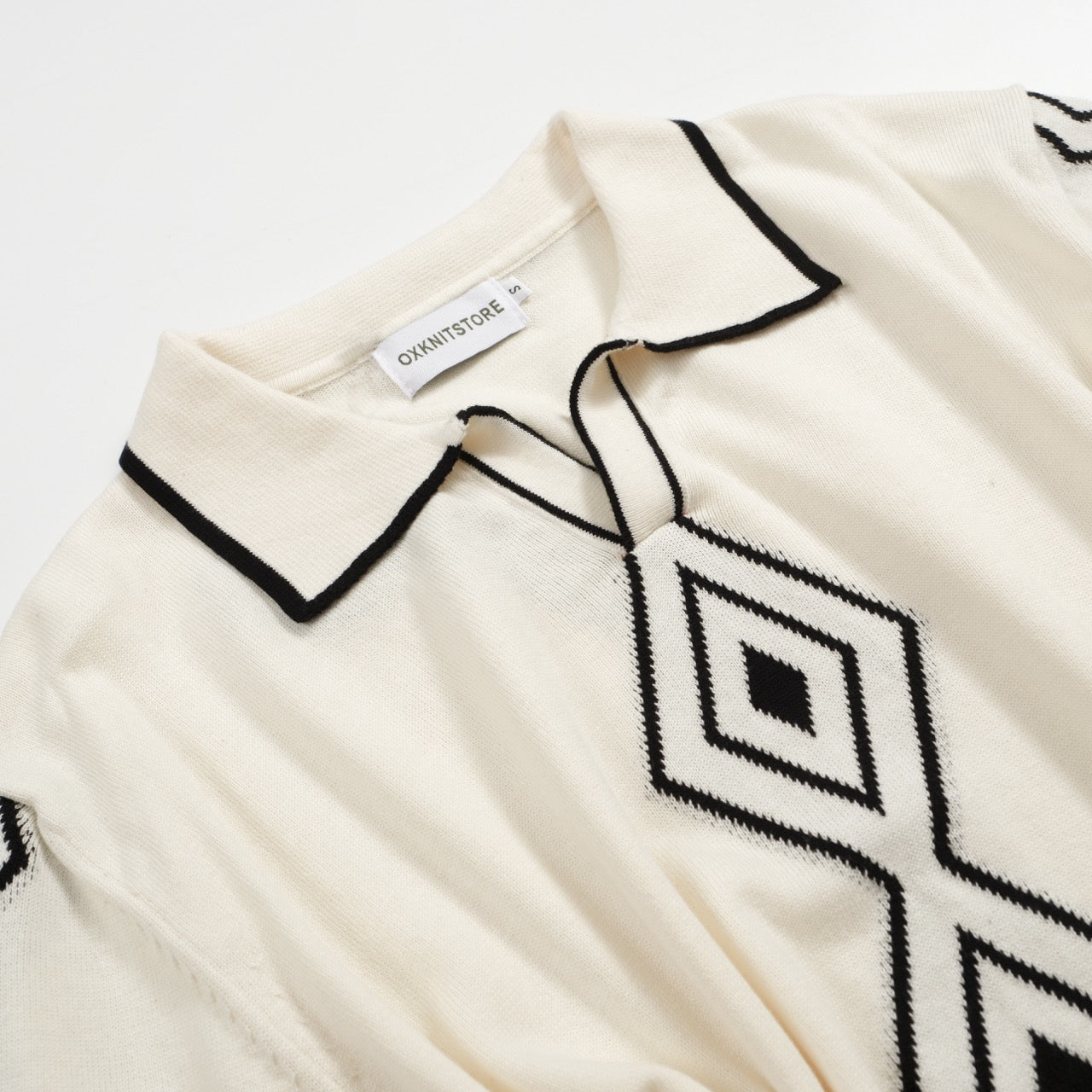 Men's Vintage 1970s Knit Polo Shirt | Retro Cream with Black