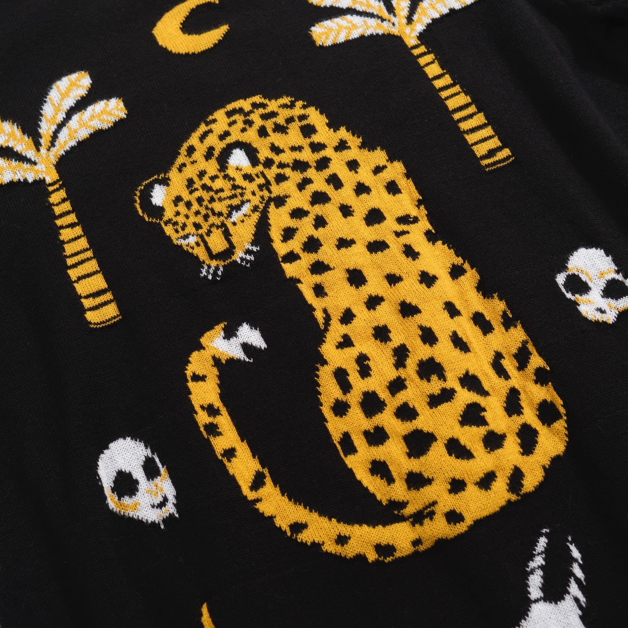 Women's black leopard jacquard vintage sweater – OXKnit
