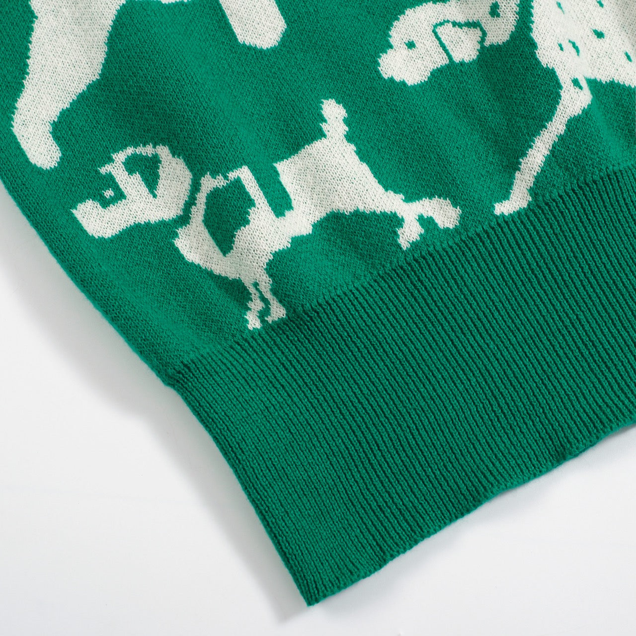 トップス vintage dog print tee Women's Green Retro Dog Print Tee – Vintage Style Knit Top