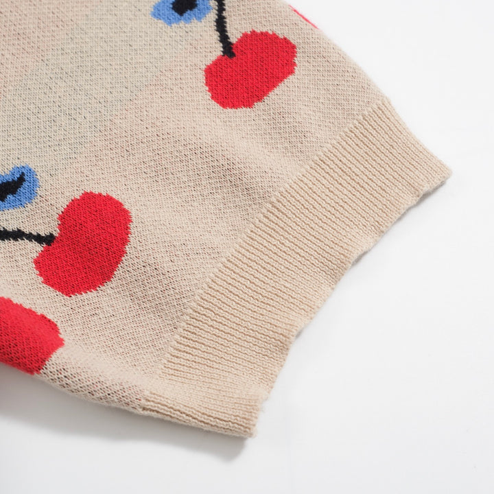 Women’s 70s Beige Cherry Knit Tee – Retro Fruit Print Top-Cropped Length