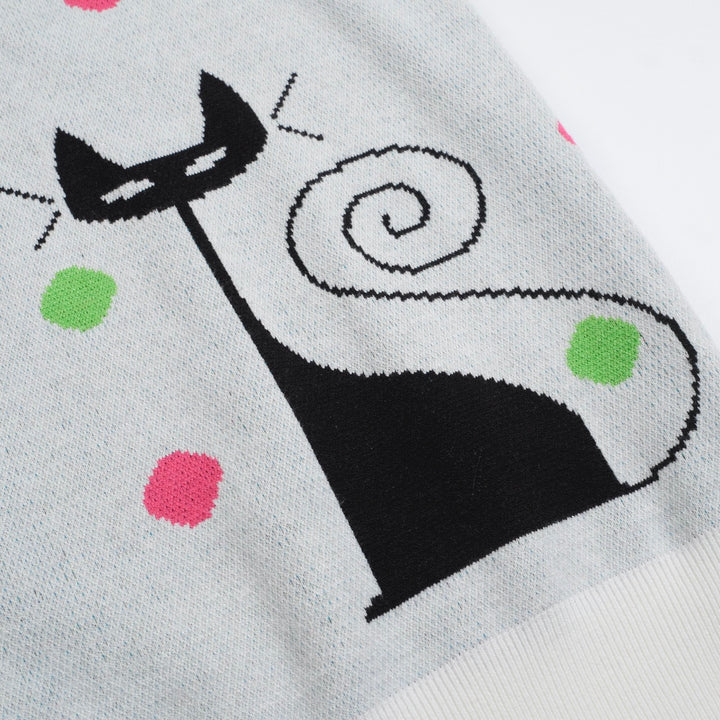 Women's white polka-dot cat knitwear