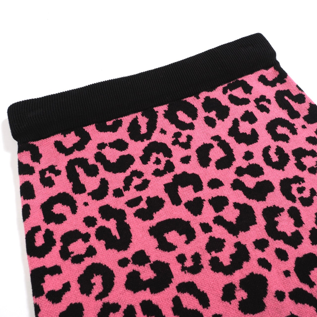 Women's Green Leopard Print Knit Set Crop Top & Pencil Skirt with Pink Leopard Graphic OXKnit Women's Green Leopard Print Knit Set Crop Top & Pencil Skirt with Pink Leopard Graphic OXKnit
