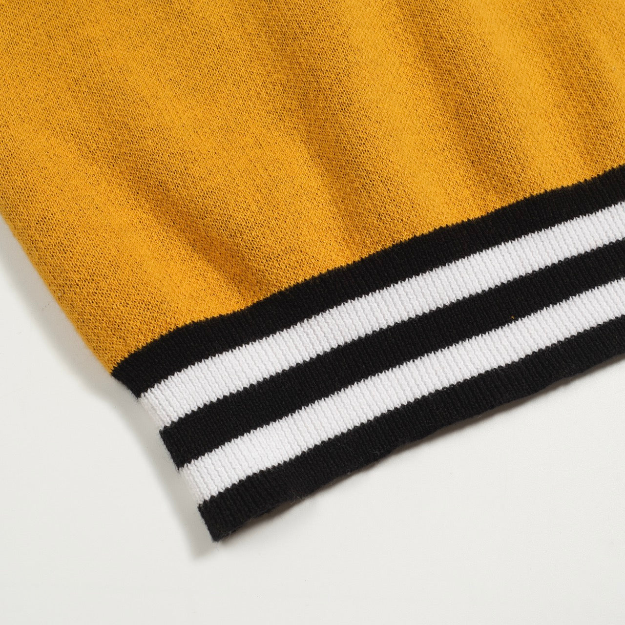 Women's yellow cat floral vintage jacquard knit T-shirt – OXKnit