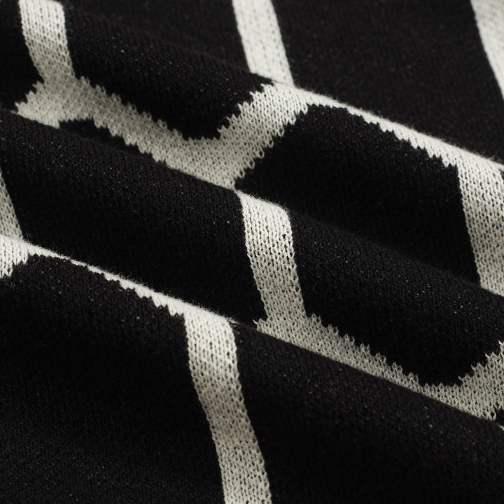 Men's black vintage design knitted V-neck polo shirt
