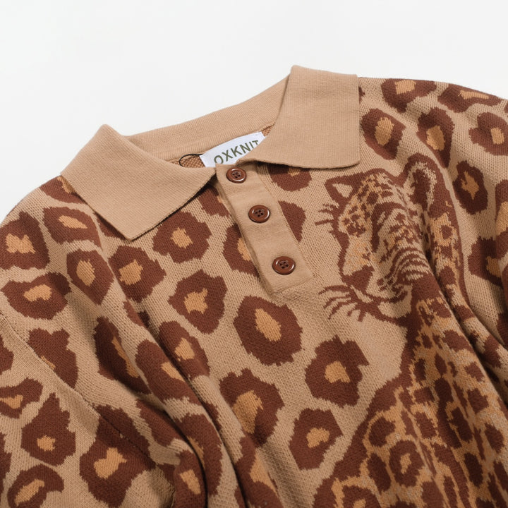 Polo de hombre de punto en jacquard con tigre y estampado de leopardo caqui
