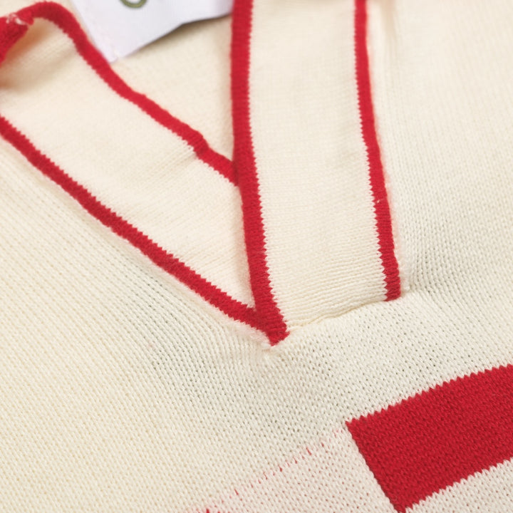 Weißes apricotfarbenes 1976-Strickpoloshirt mit V-Ausschnitt für Herren