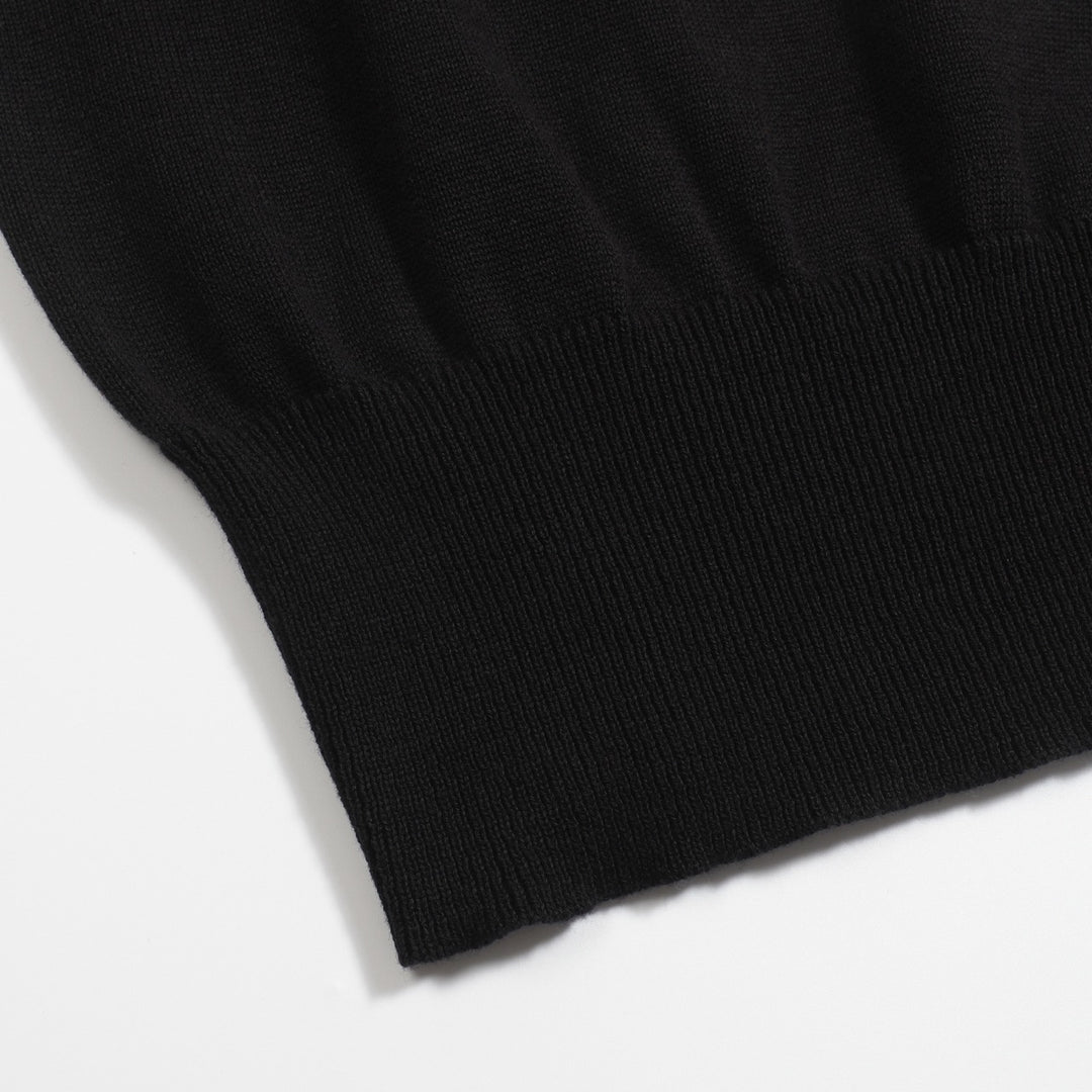 Women's vintage black V-neck knitted polo shirt