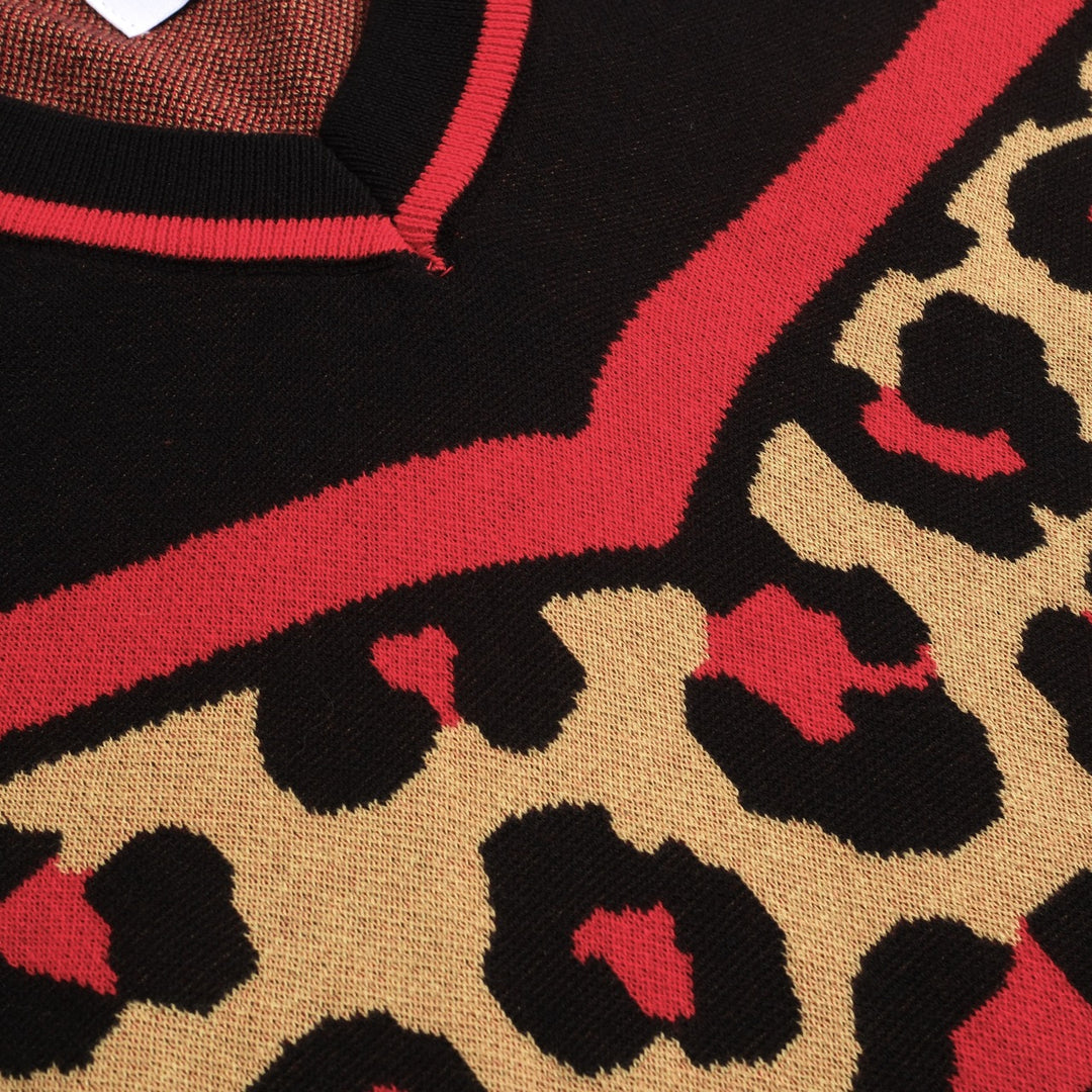 Women's black leopard print vintage V-neck knit T-shirt