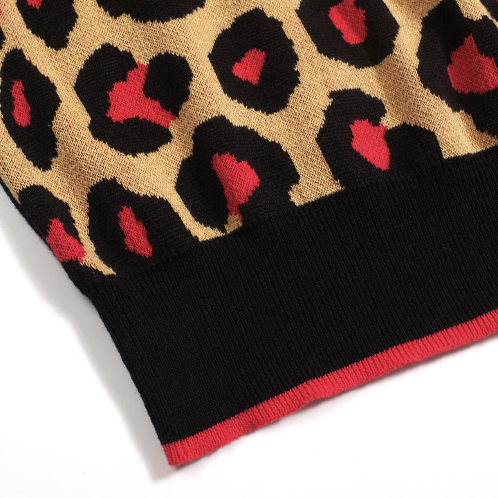 Women's black leopard print vintage V-neck knit T-shirt