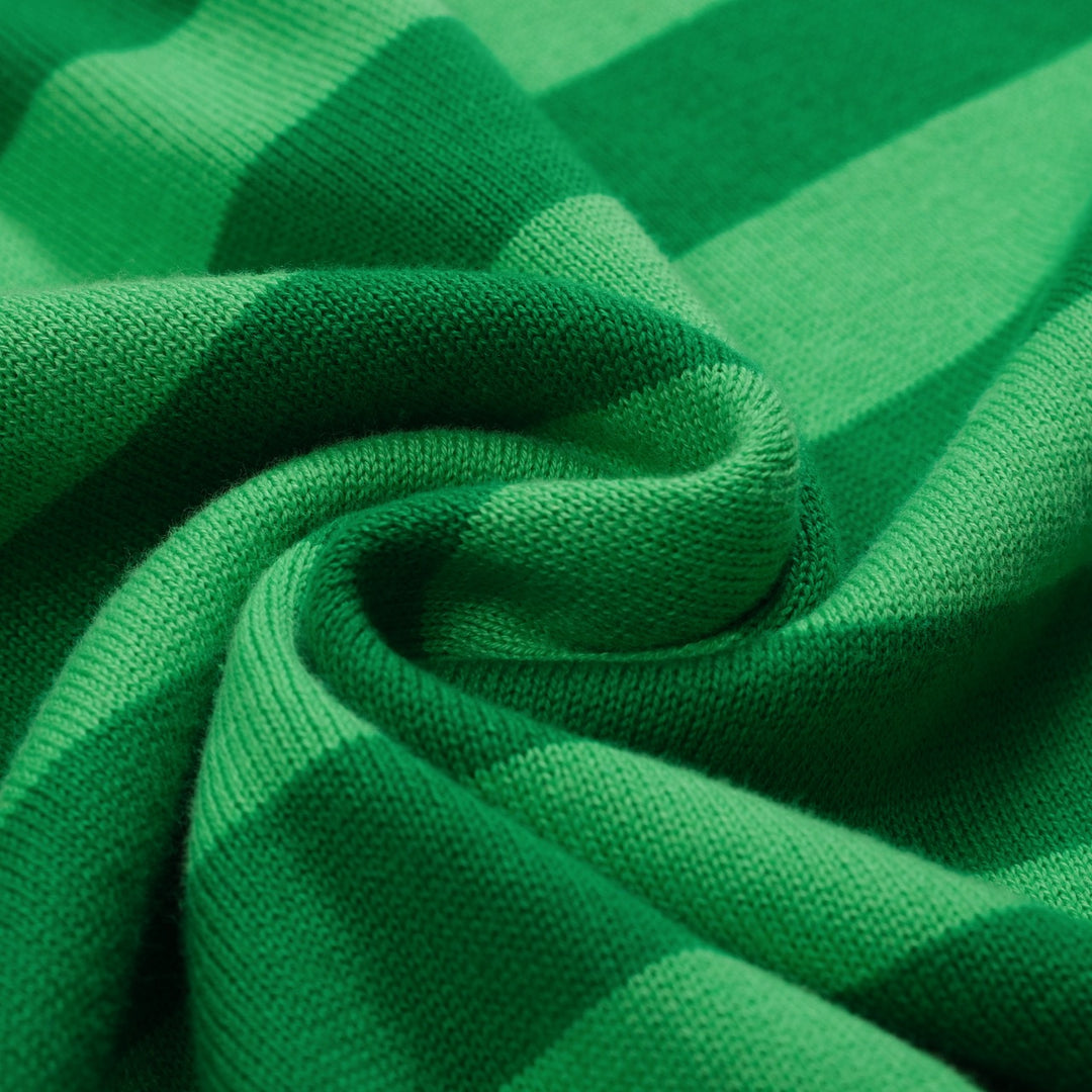 Polo da donna in maglia con maniche a sbuffo a righe verdi