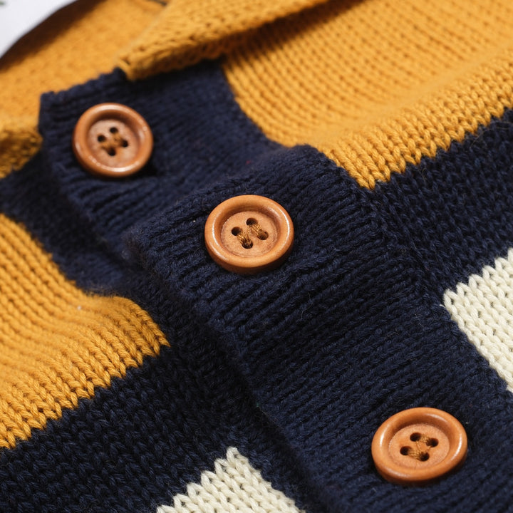 Flerfärgad randig pikétröja i retrostil för män