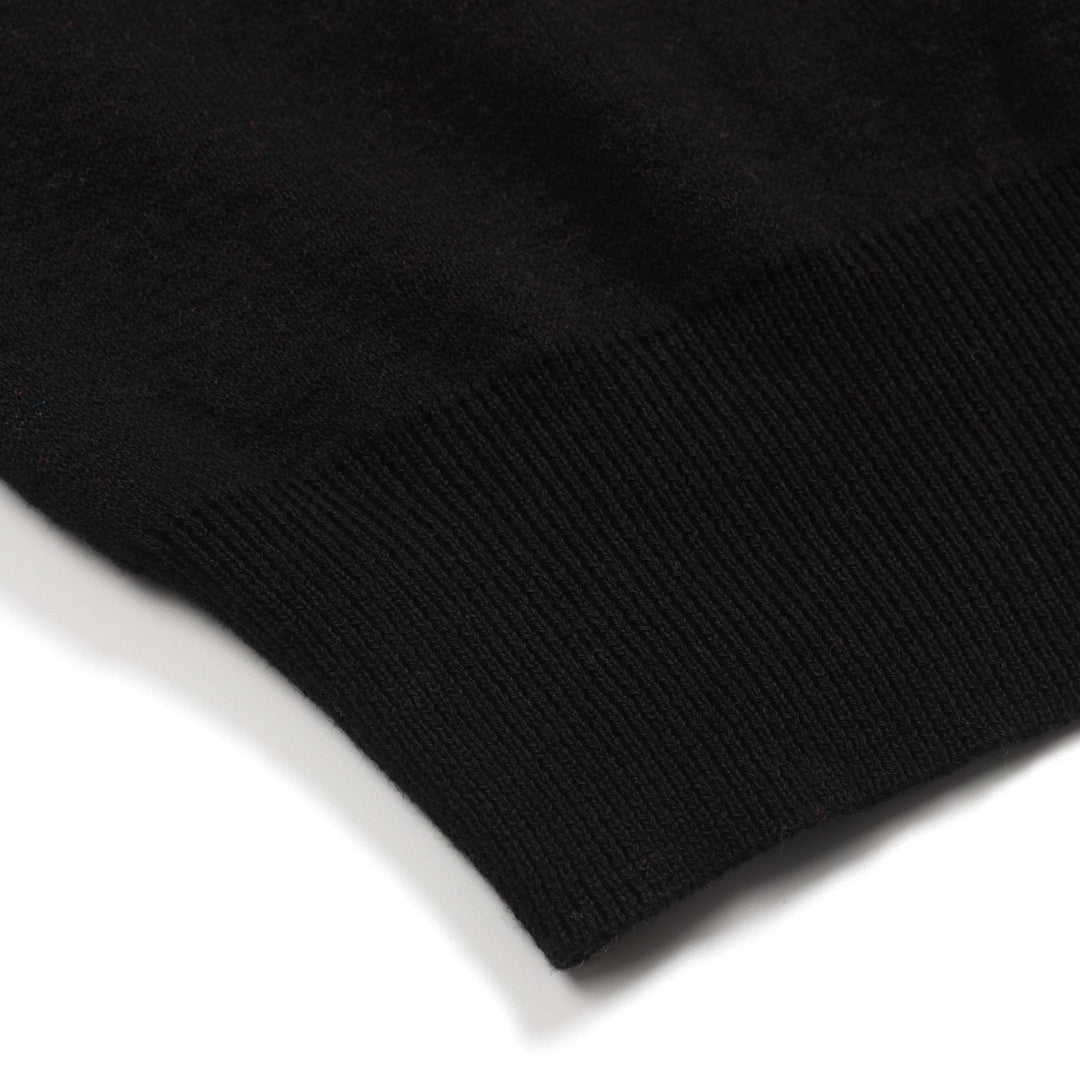 Women's black vintage diagonal stripe knitwear