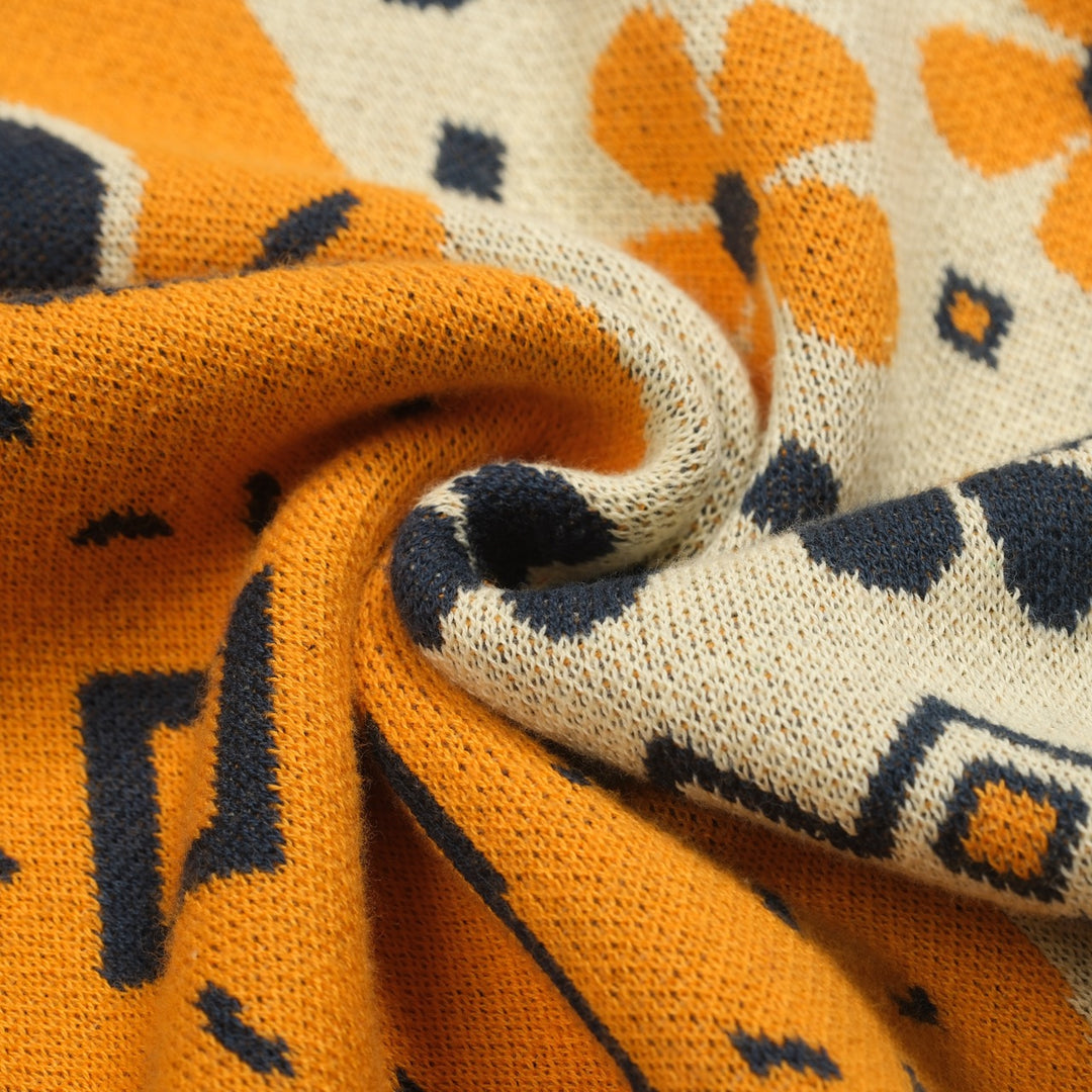 Women's yellow Cat vintage jacquard knit V-neck polo