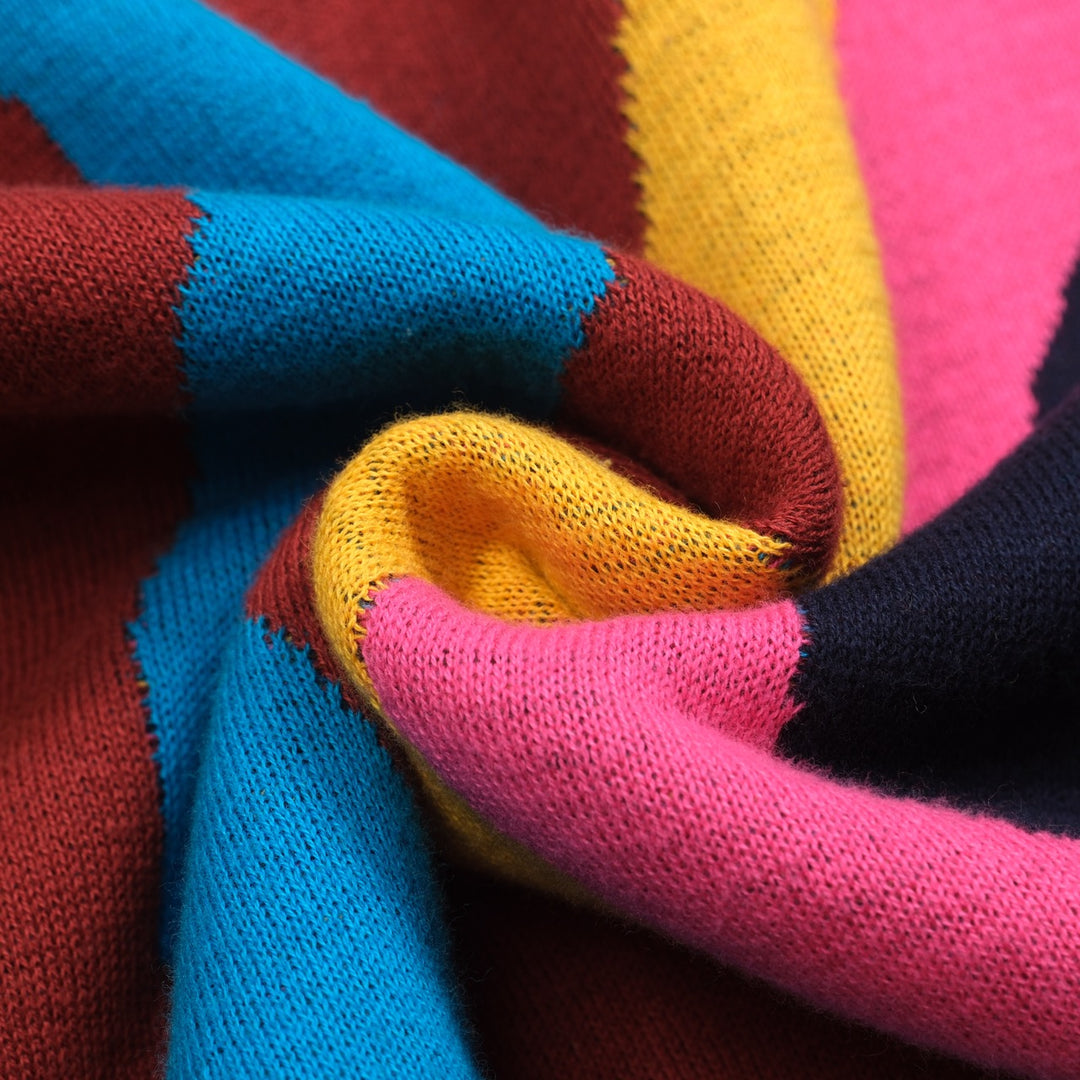 Mörkblå vågrandig stickad dam