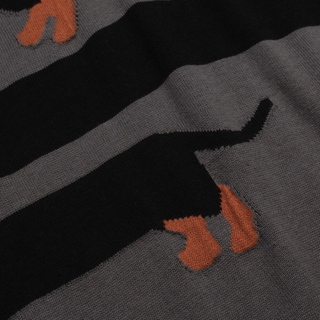 Γυναικείο πλεκτό ζακάρ σε γκρι ντάξχουντ με λαιμόκοψη V