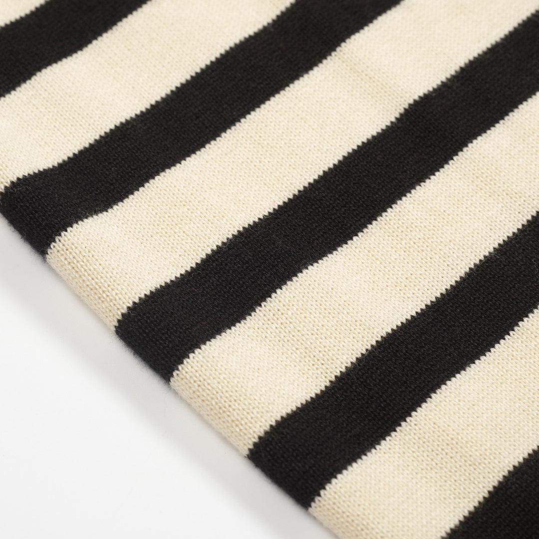 Maglieria da donna con uccellini ricamati a righe color albicocca