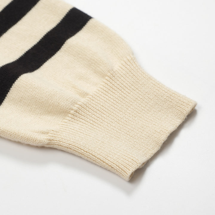 Maglieria da donna con uccellini ricamati a righe color albicocca