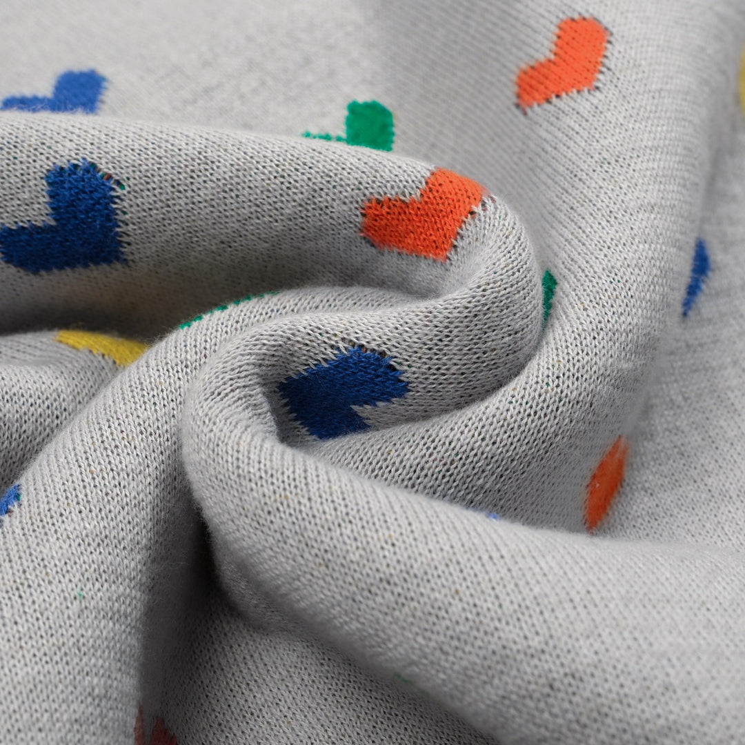 Women's grey heart-shaped vintage jacquard knitwear