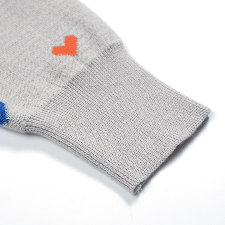 Women's grey heart-shaped vintage jacquard knitwear