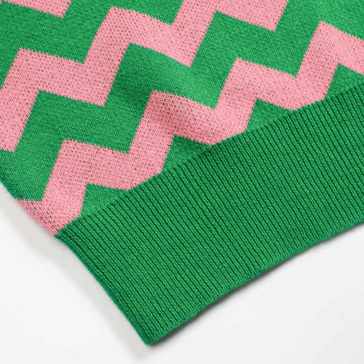 Grön tand randig ärm för kvinnor med V-ringad sticka