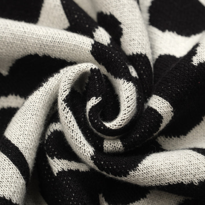 Svart blommig jacquard cardigan med fem ärmar för kvinnor