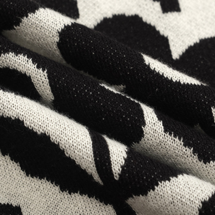 Svart blommig jacquard cardigan med fem ärmar för kvinnor