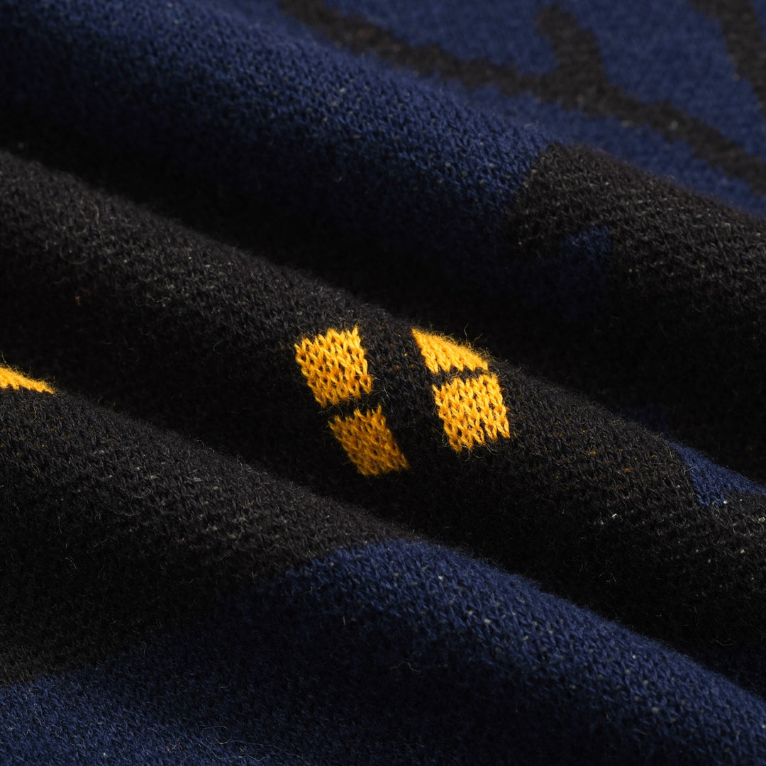 Mörkblå stickade plagg i jacquard för kvinnor