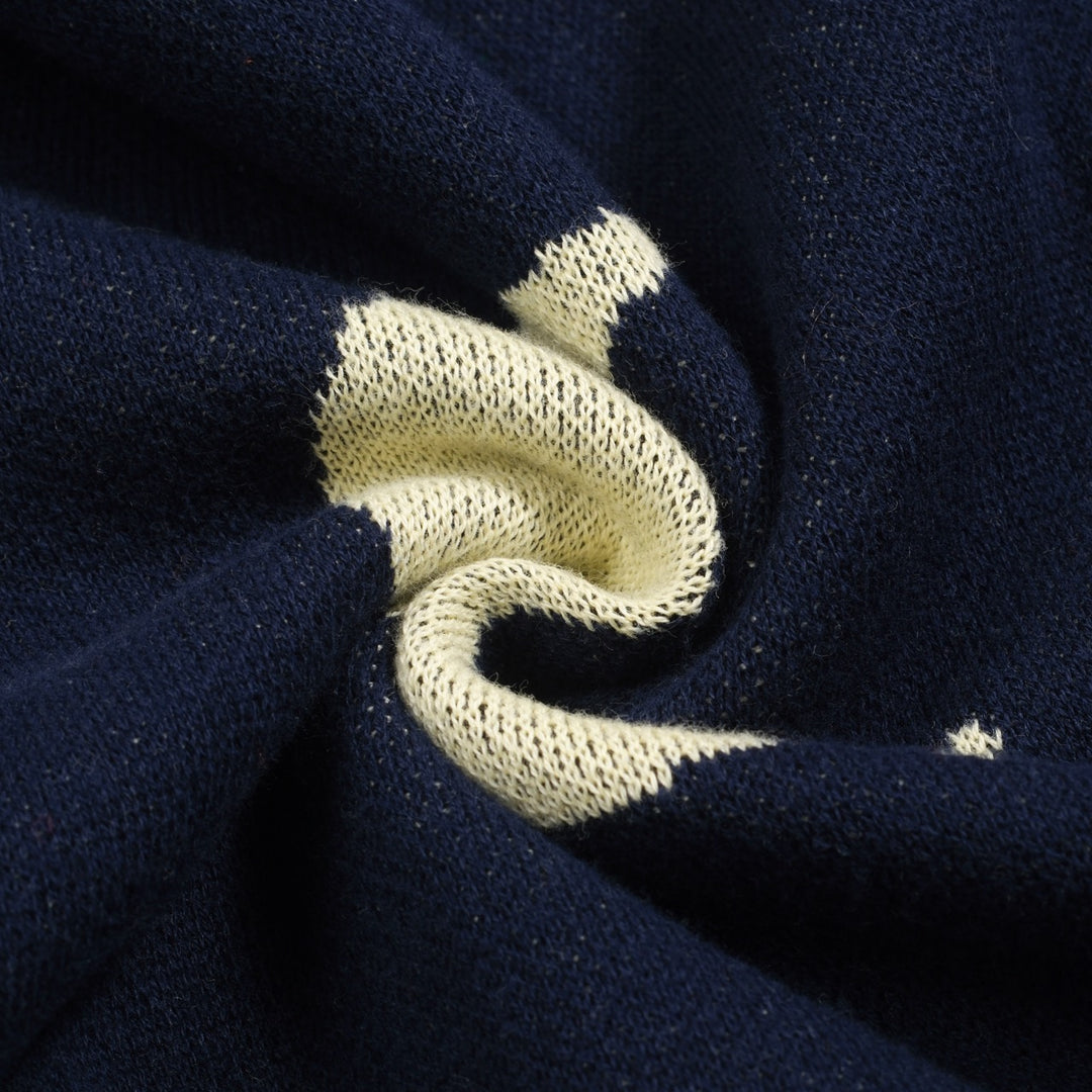 Mörkblå stickade plagg i jacquard för kvinnor