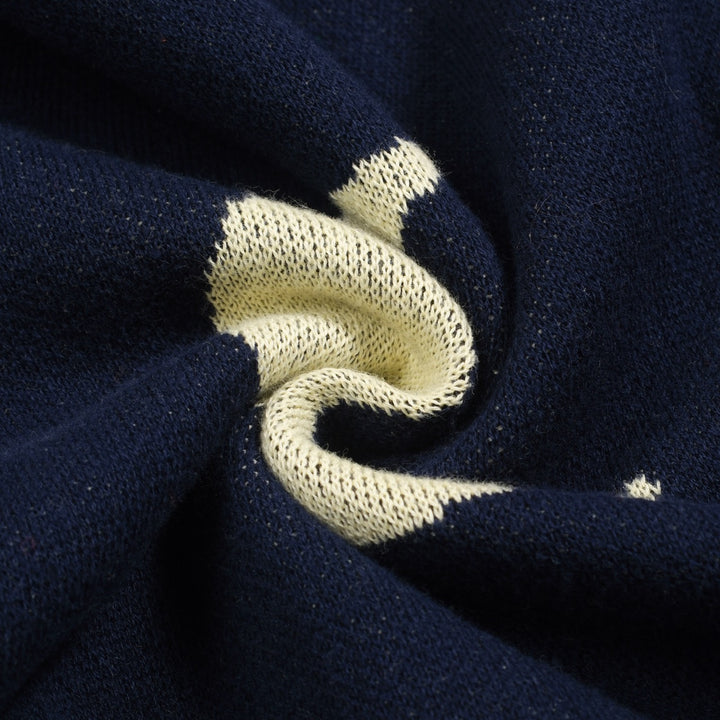 Mörkblå stickade plagg i jacquard för kvinnor