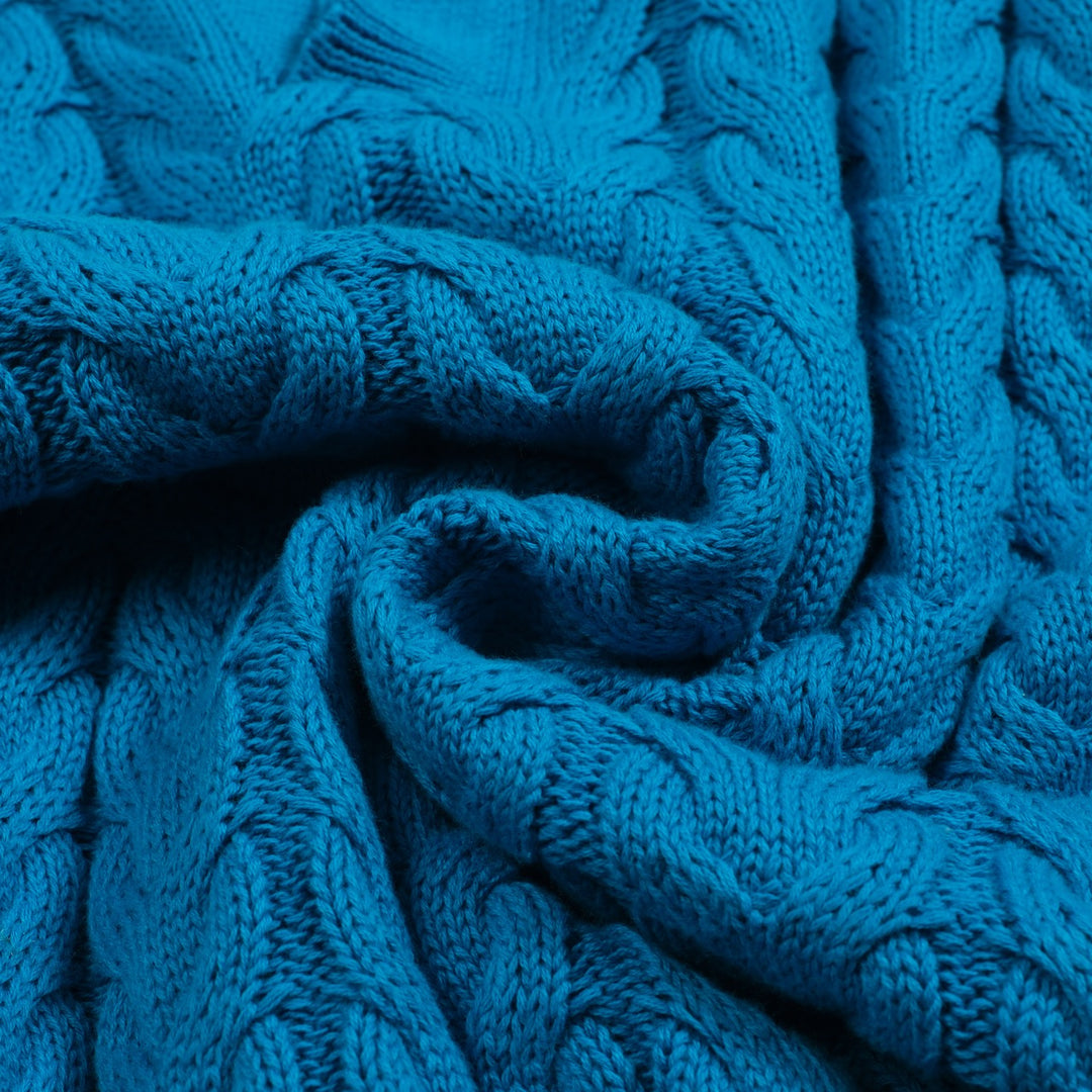 Jersey de punto azul con cuello de pico y estética retro para hombre