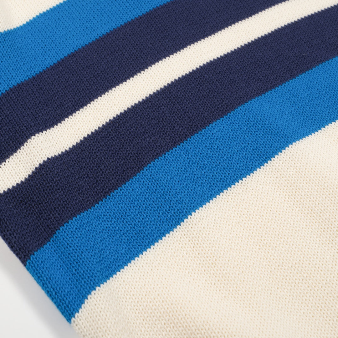 Men's white fashionable artistic striped knitwear