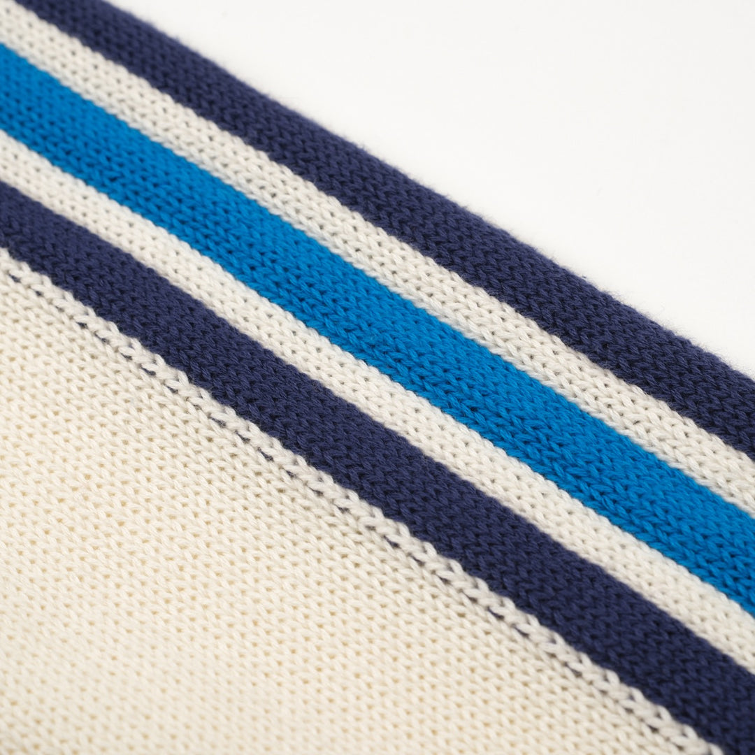 Men's white fashionable artistic striped knitwear