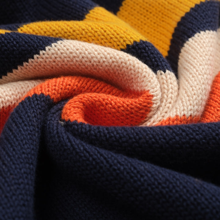 Mørkeblå retro kunststripete, fasjonable jacquardstrikkede rundhalsede strikkevarer for menn